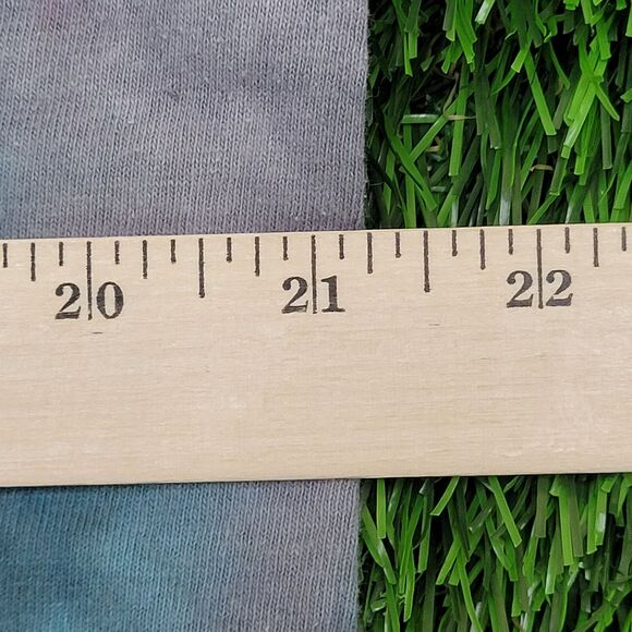 Rainbow Prism Cropped Shirt Womens Large 21x20 Gray - Picture 4 of 11